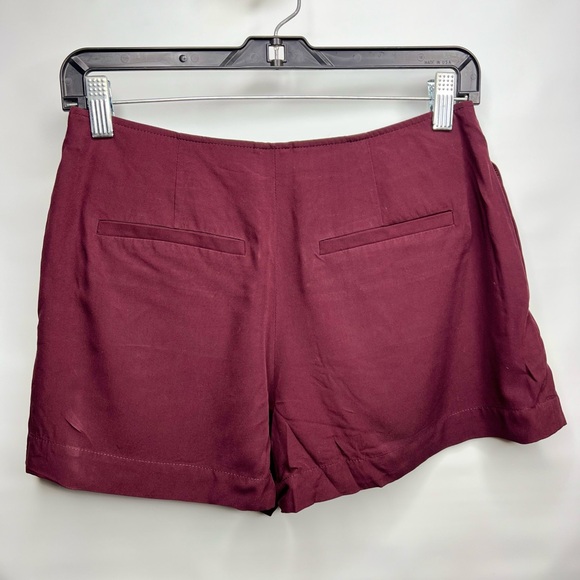 Madewell Womens Pleated High Rise Side Zip Shorts-Burgundy Sz 0 XLNT Condition - Picture 2 of 6